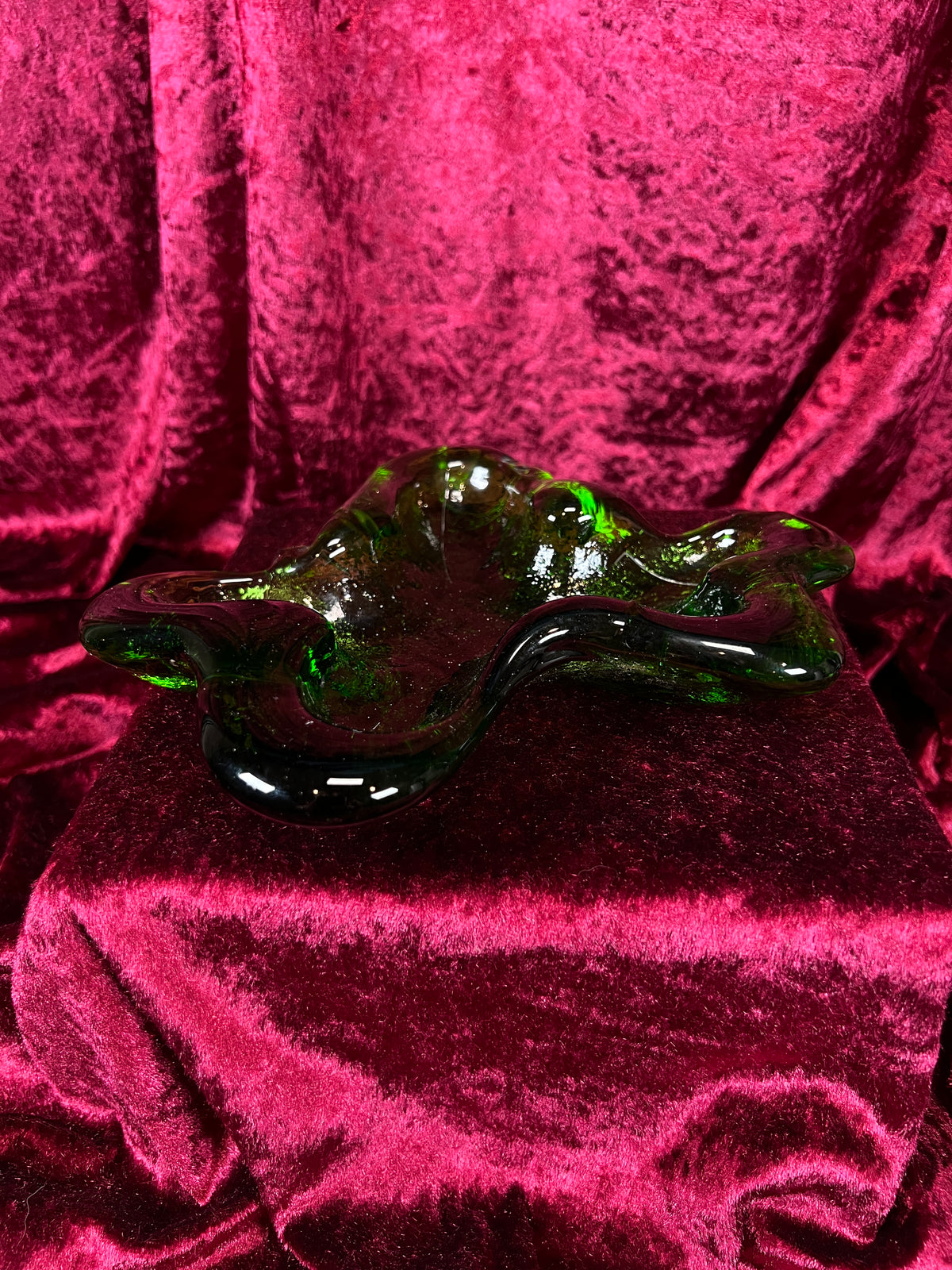 Vintage Blenko Handblown Ashtray - Green Amoeba Freeform Art Glass Trinket Dish