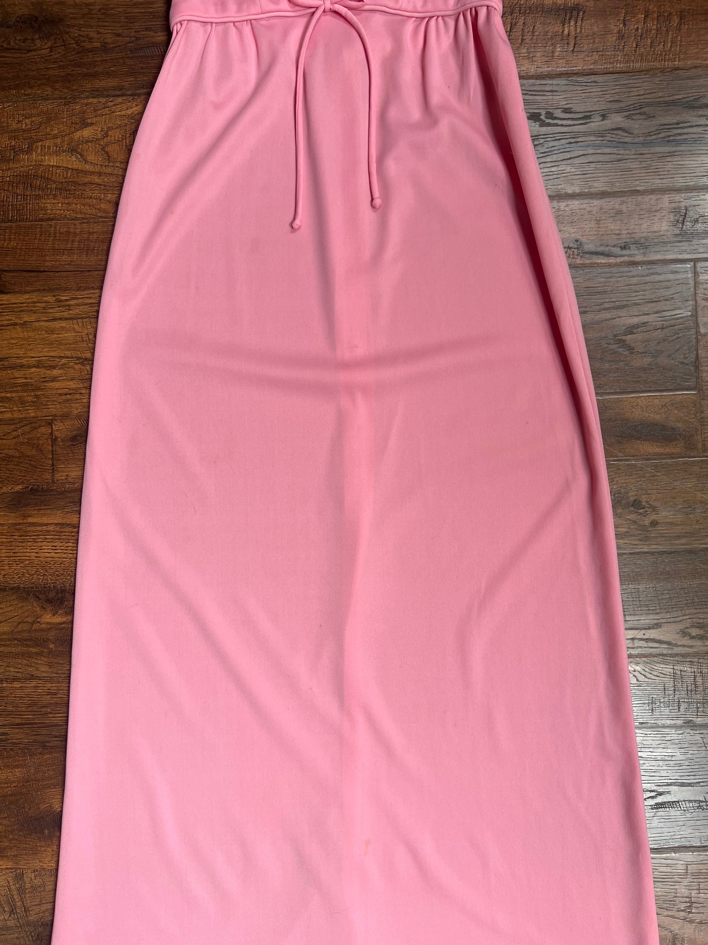 Vintage Clothing - Long V-Neck Empire Waist Dress - Ruffled Collar - Candy Pink - Editions - Small