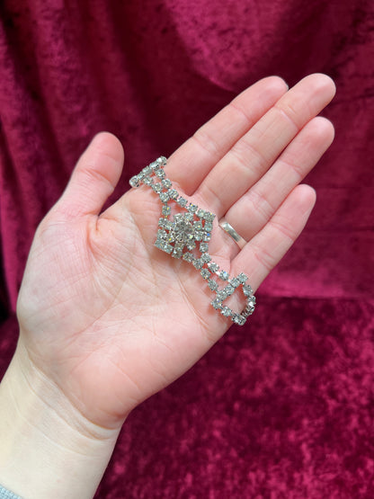 Vintage Jewelry - Tennis Bracelet - Round Cut Clear Rhinestones - Flower Center - 6.75"