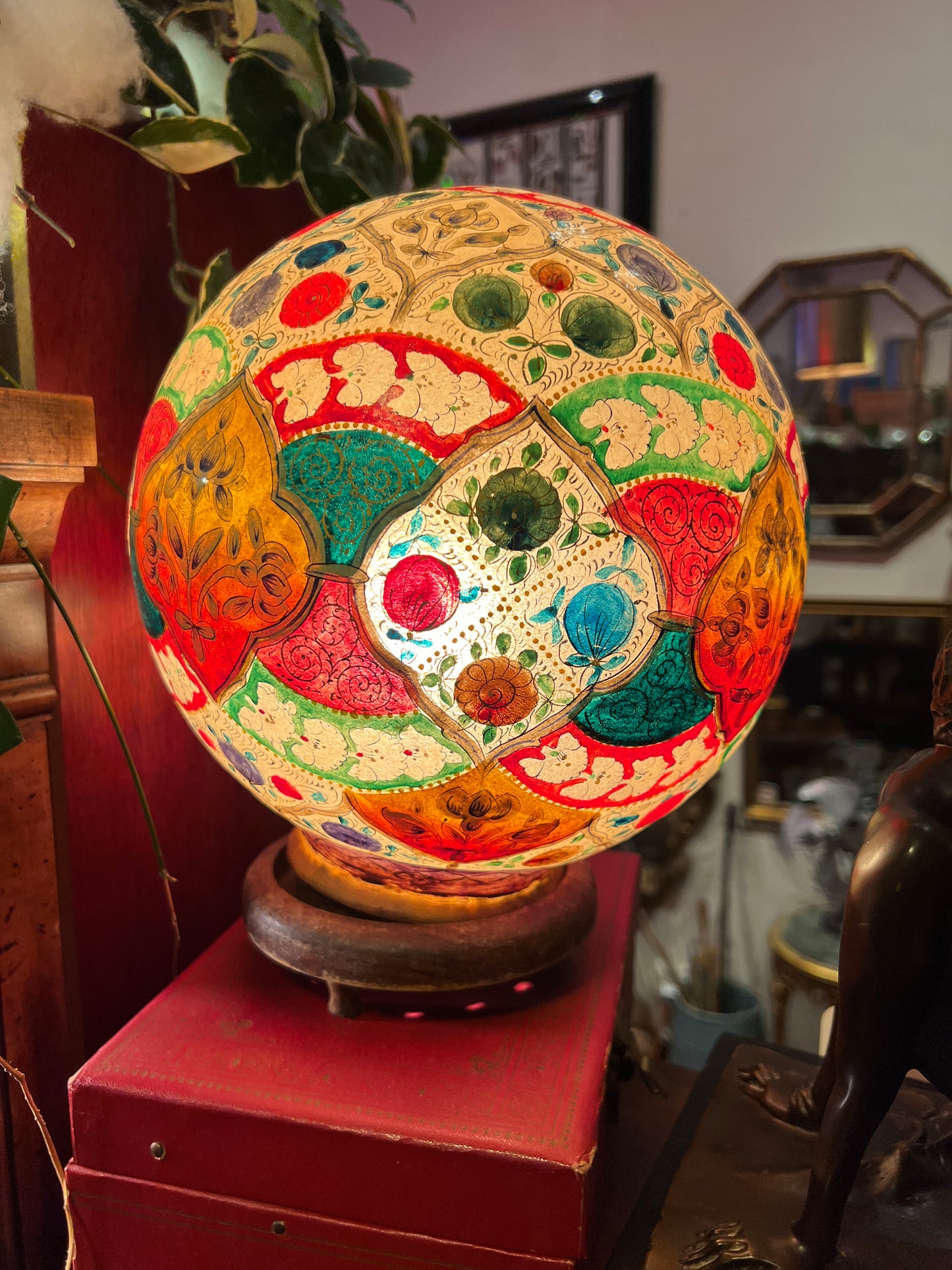 Vintage Lamp - MCM Tabletop Globe Lamp - Hand Painted Camel Bladder