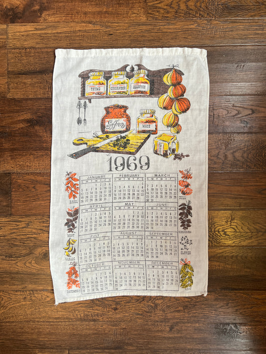 Vintage Linens - Tea Towel Calendar - Retro Orange & Yellow Kitchen Scene - 1969