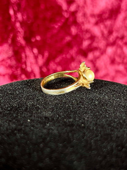 Vintage 18K Gold Electroplate Cocktail Ring – Faux Pearl Solitaire - Size 5