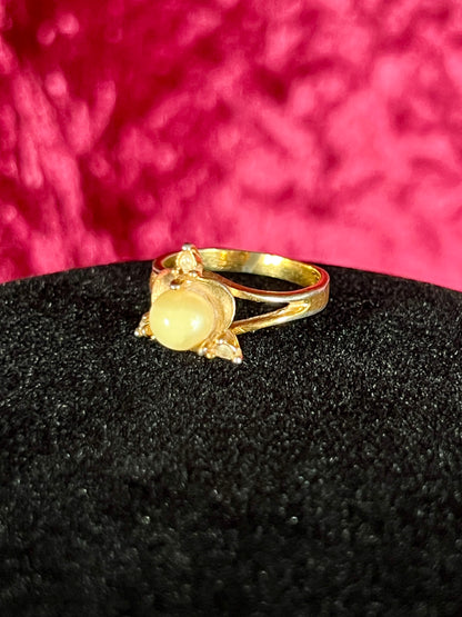 Vintage 18K Gold Electroplate Cocktail Ring – Faux Pearl Solitaire - Size 5