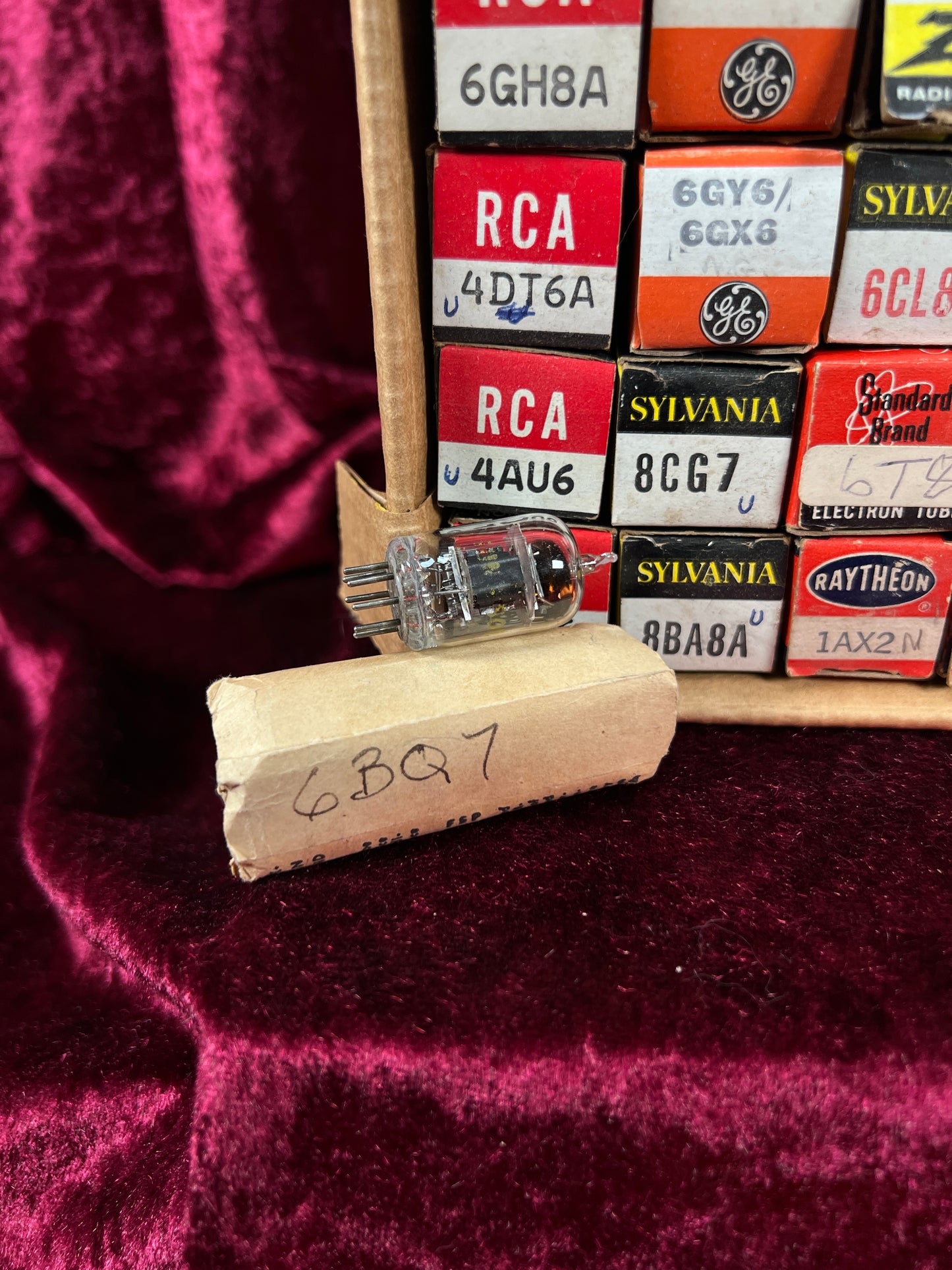Vintage Mixed Vacuum Tube Lot of 77 – RCA GE Zenith Raytheon Sylvania