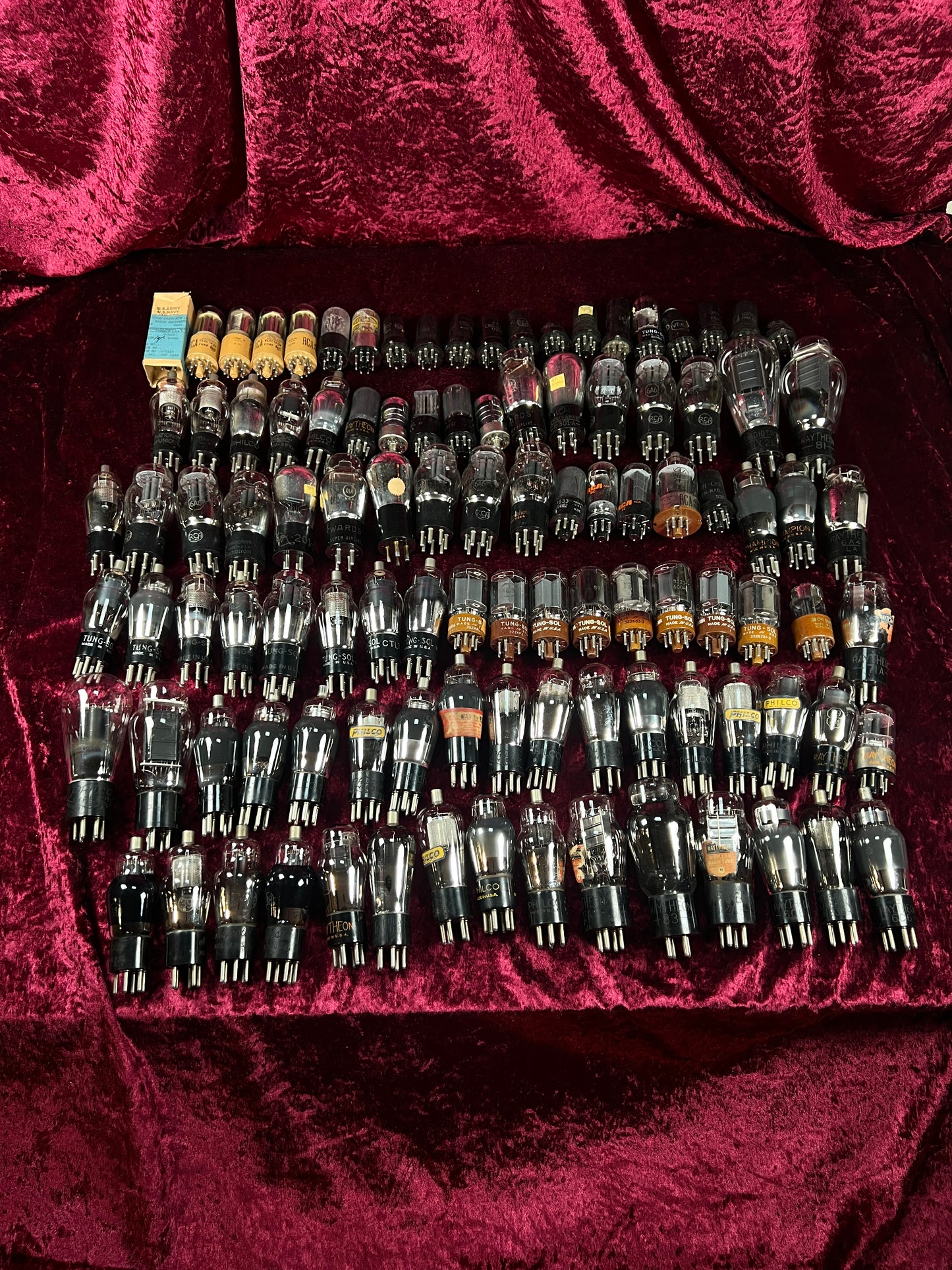 Vintage Vacuum Tube Lot – 100+ USA Radio Electron Tubes Mixed Brands