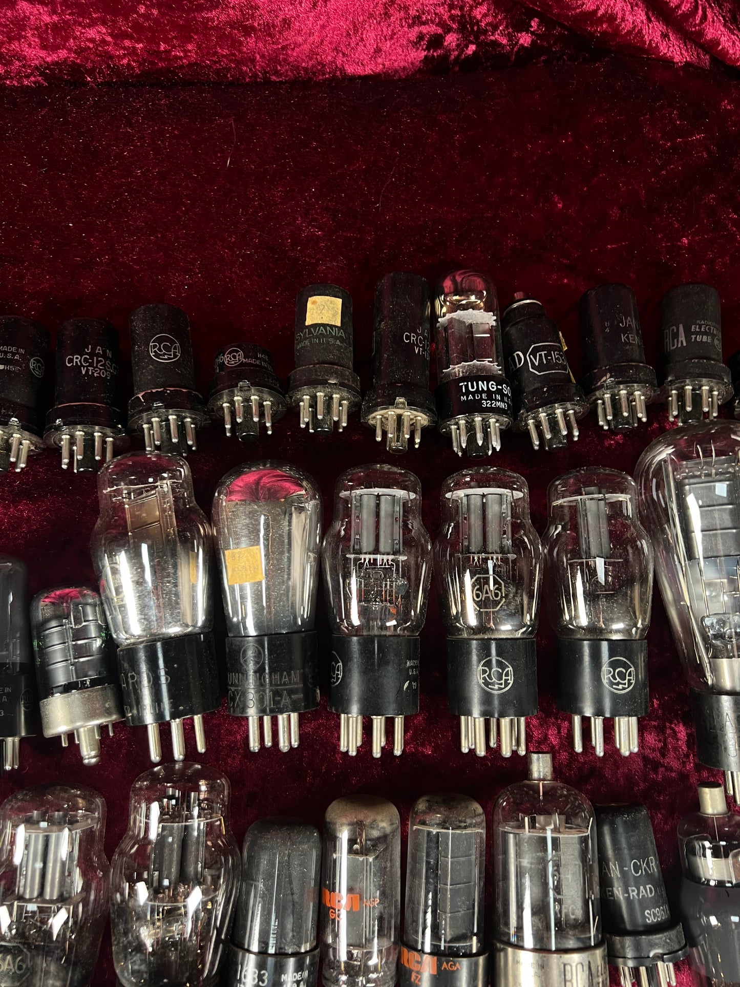 Vintage Vacuum Tube Lot – 100+ USA Radio Electron Tubes Mixed Brands