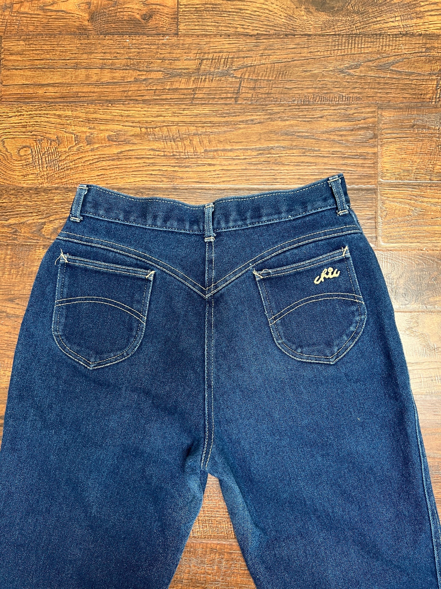 Vintage Clothing - Straight Leg Jeans - Dark Blue - Large - Chic