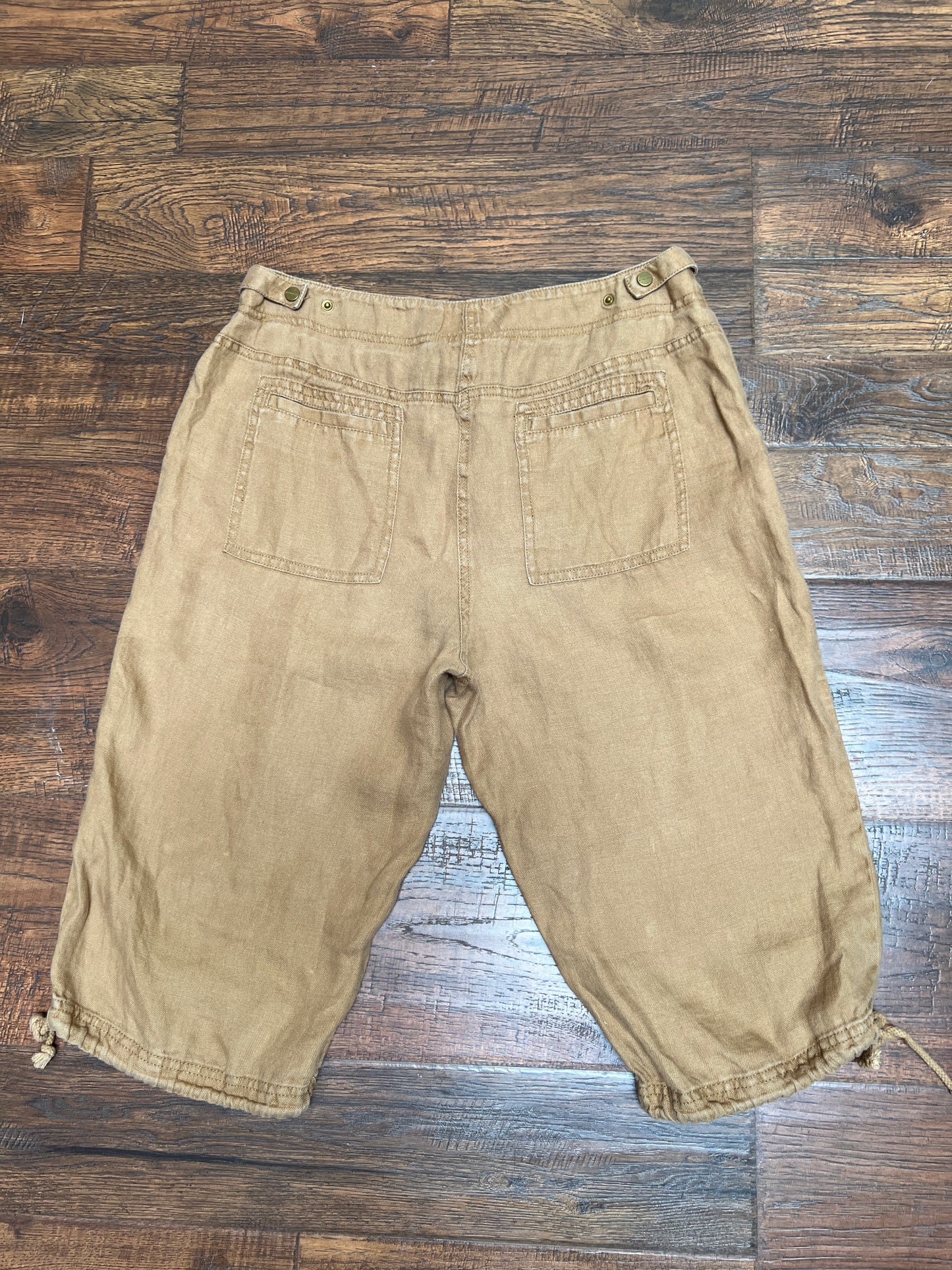 Clothing - Bermuda Cargo Shorts - Khaki - Medium - Jones New York