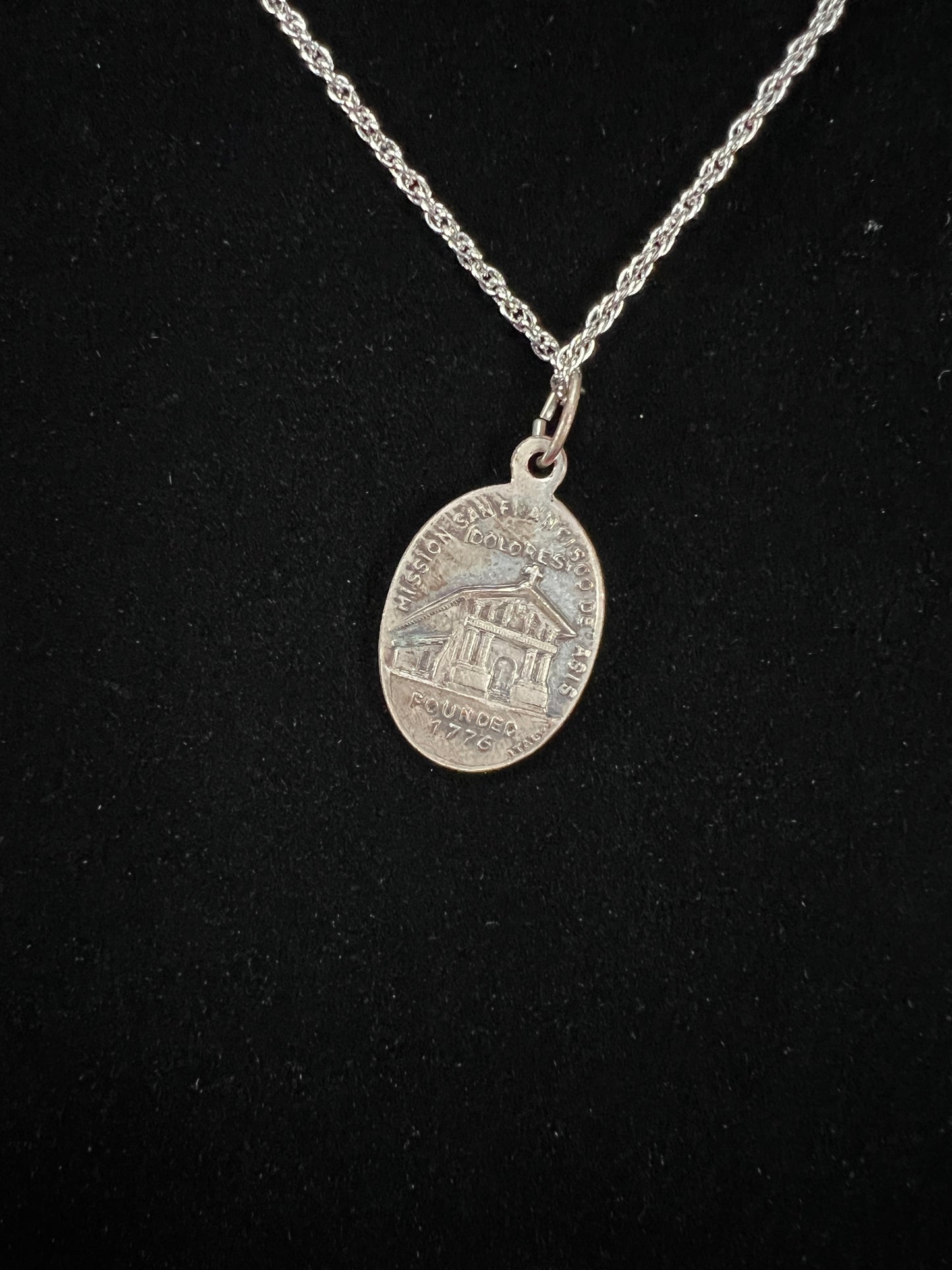 Vintage Silver Tone Pendant Necklace - Saint Francis Medal Religious Charm