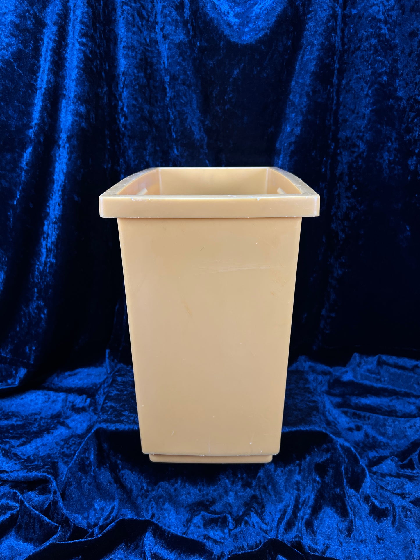 Vintage 1970s Plastic Wastebasket – Floral Panel FESCO USA Made