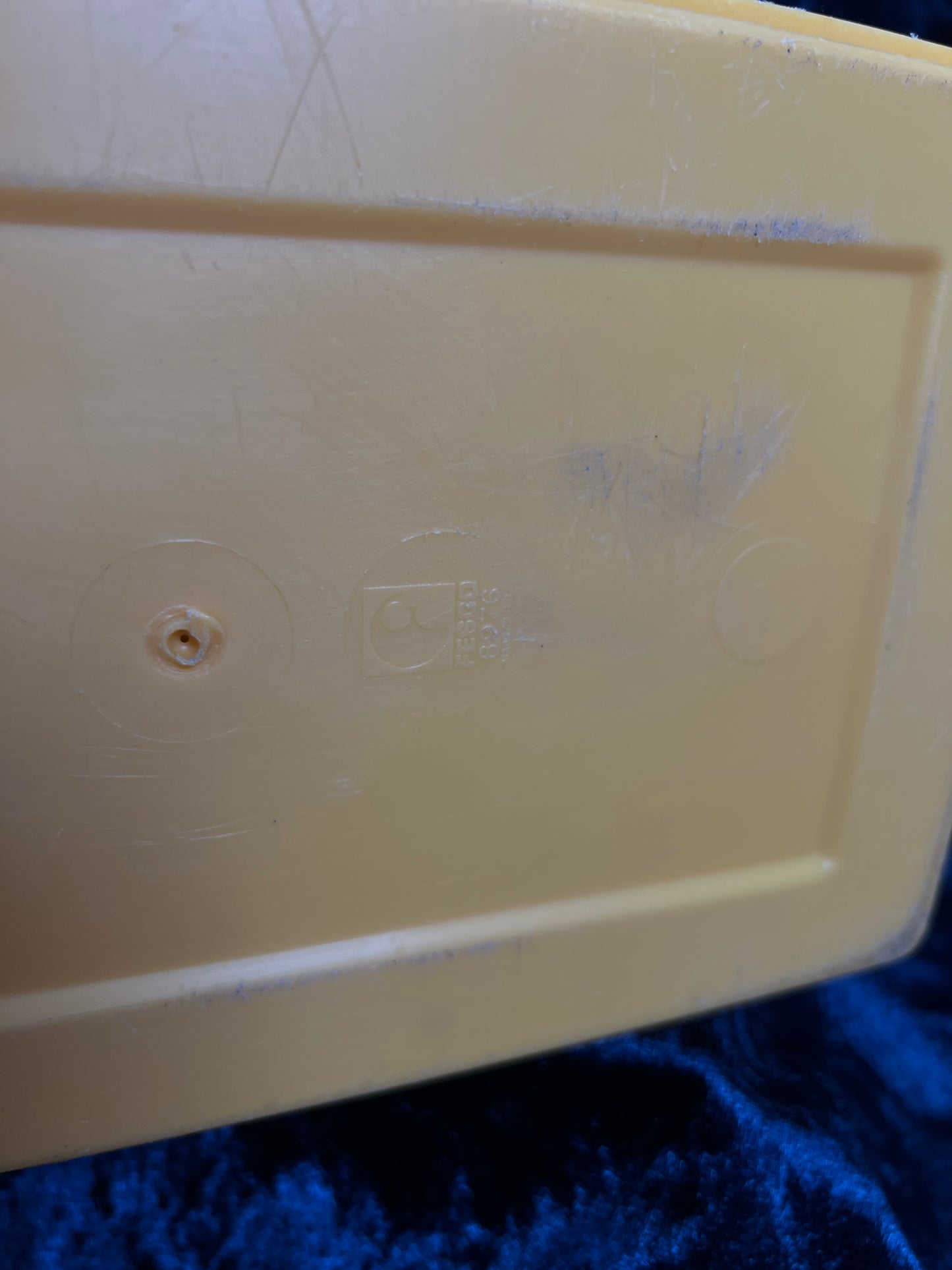 Vintage 1970s Plastic Wastebasket – Floral Panel FESCO USA Made