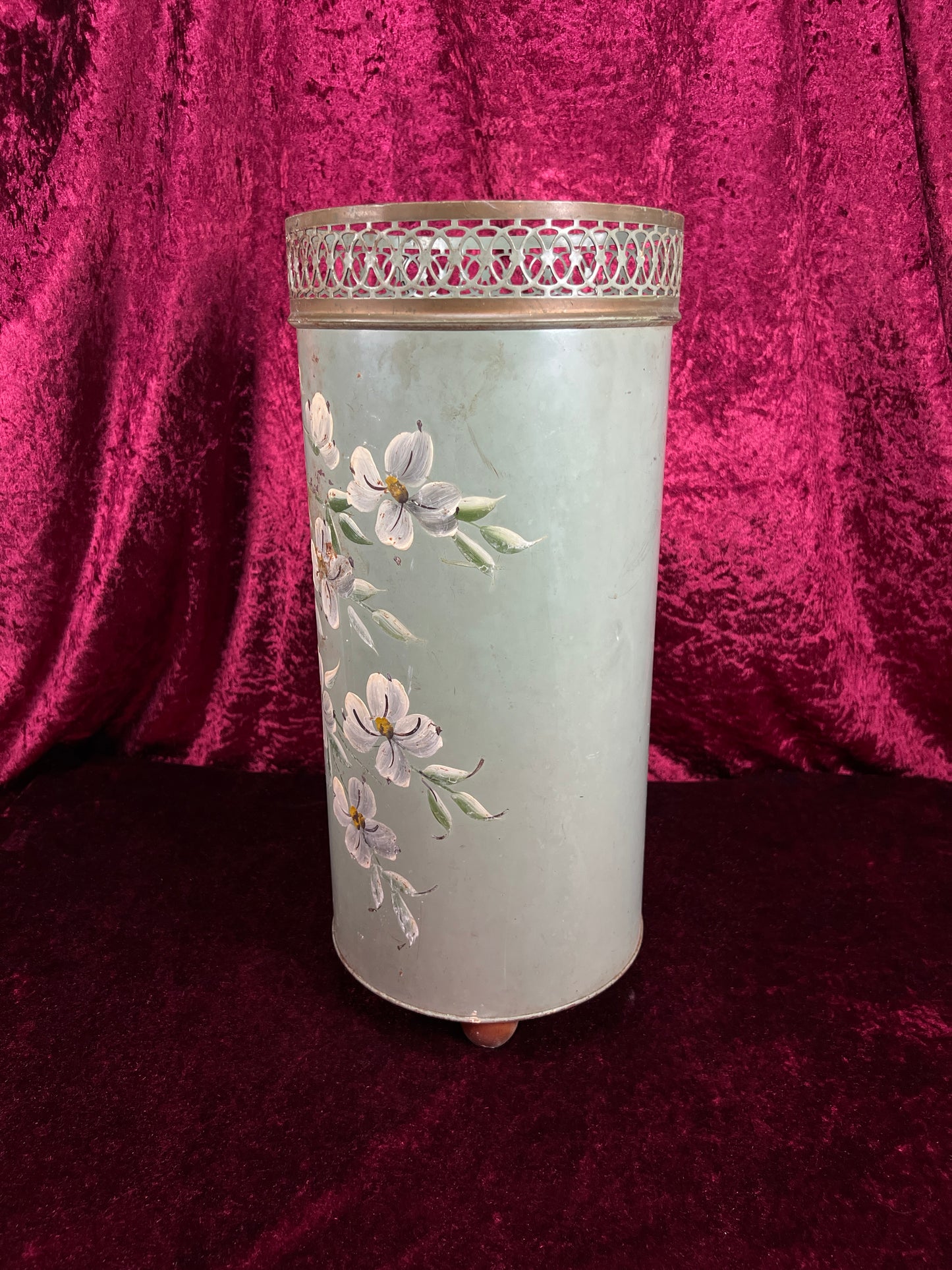 Vintage Plymouth Tole Metal Umbrella Stand – Hand Painted Toleware Daisies with Ball Feet