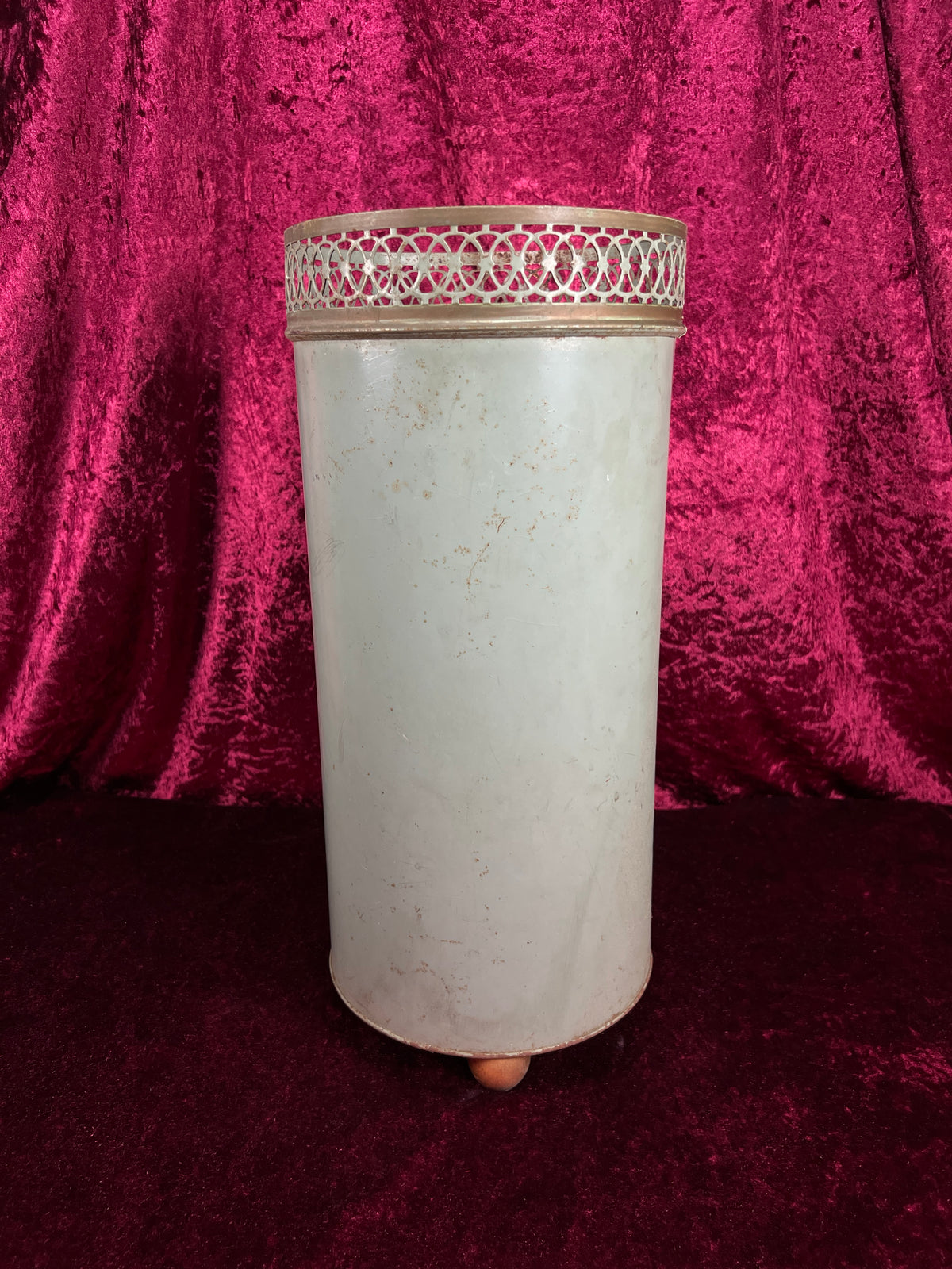 Vintage Plymouth Tole Metal Umbrella Stand – Hand Painted Toleware Daisies with Ball Feet