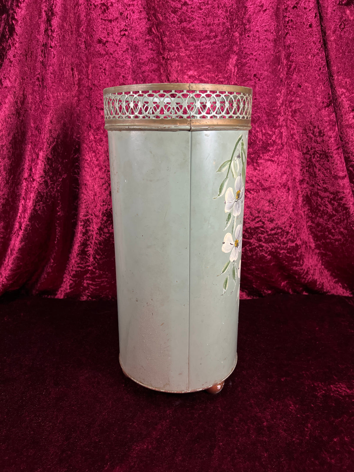 Vintage Plymouth Tole Metal Umbrella Stand – Hand Painted Toleware Daisies with Ball Feet