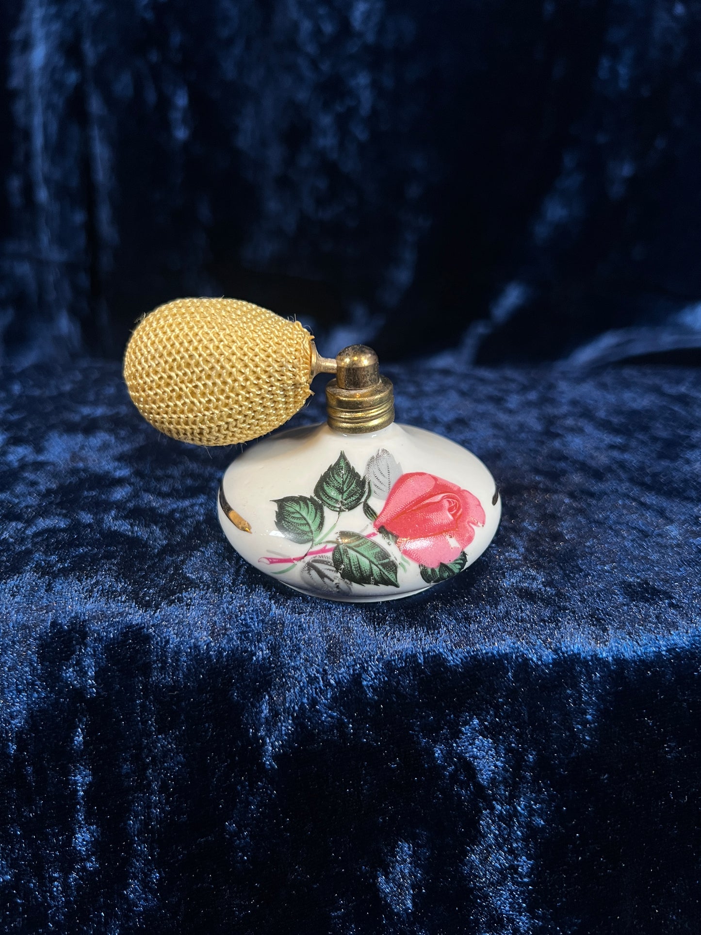 Vintage Porcelain Vanity Set – Pink Briar Rose Trinket Box & Perfume Bottle Bavaria